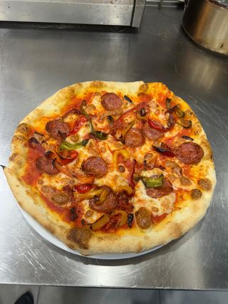 Pizza SuperHot (33 cm.)