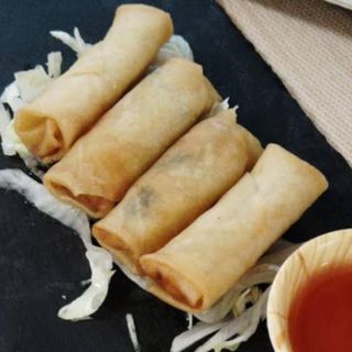 Rollitos Fritos De Vegetal (4 Pzs.)