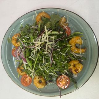 КРЕВЕТКИ С РУКОЛОЙ