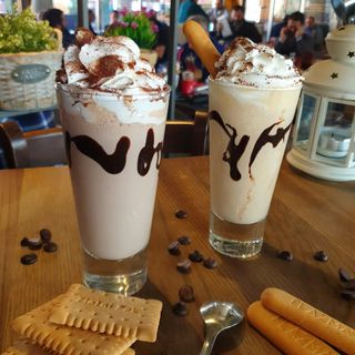 Nougat Frappe