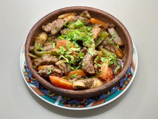 Баранина жареная с овощами