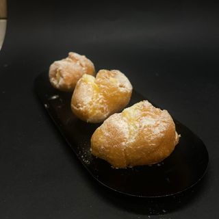 bignè fritti con crema 500gr