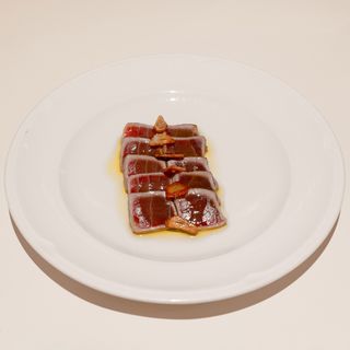 Tataki de atún rojo con ajitos