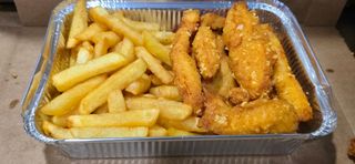 Порция Пилешки Бонфиленца с Корнфлекс (500г)