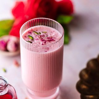 Roohafza Lassi