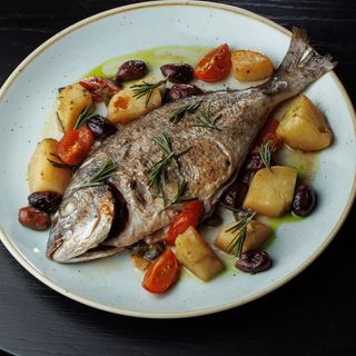 Дорадо по-середземноморськи