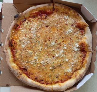 Pizza Sei Formaggio 