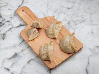 Ravioli di carne 煎饺 4pz