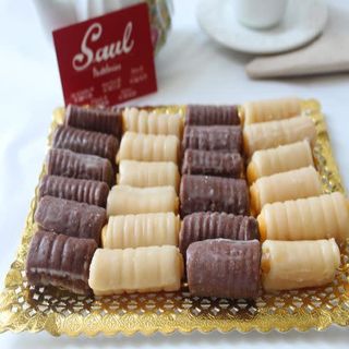 Huesos De Santo Bandeja (1/2 Kg.)