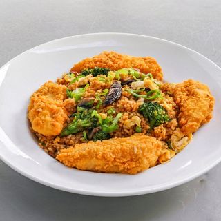Wok de Arroz com Crispy Chicken