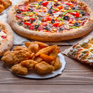 Pizza + Acompanhamento + Bebida (S)