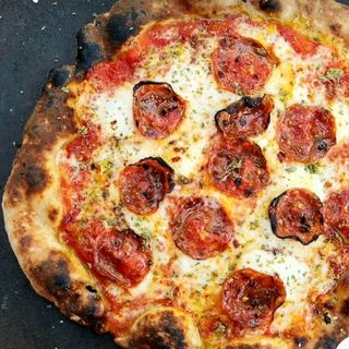 Pizza Salami Piccante Gorgonzola Ø 32 cm , 660g