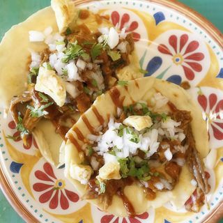 Takos De Costillas De Cerdo Barbacoa (2 Uds.)