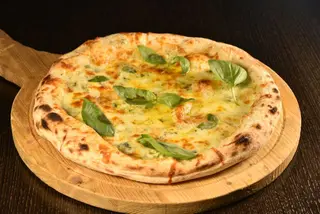 Pizza Quattro Formaggi (580 gr ) 