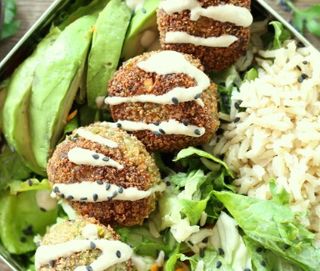 Ensalada De Falafel