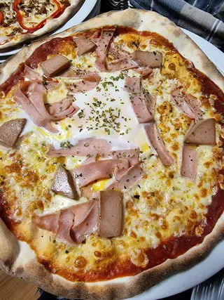 Pizza Di Foie