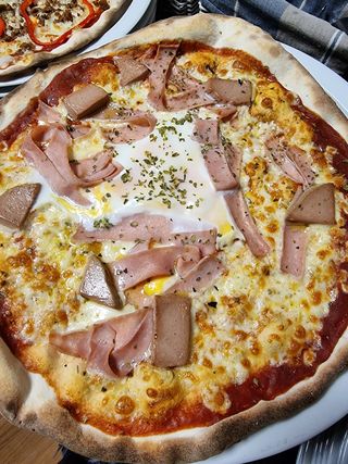 Pizza Di Foie