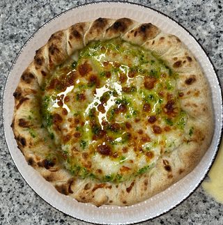 Pan De Ajo Con Queso