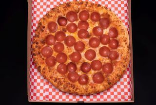 Pizza Pepperoni (Mediana)