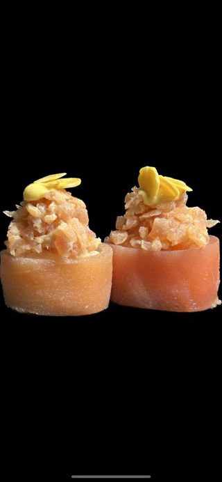 G5.GUNKAN ATUN CON ALMENDRA 2U