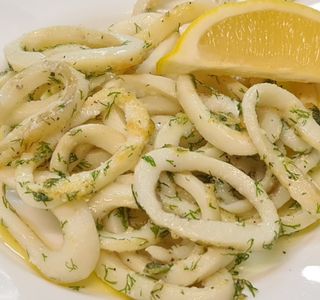 Калмари с масло, копър и чесън (160г)