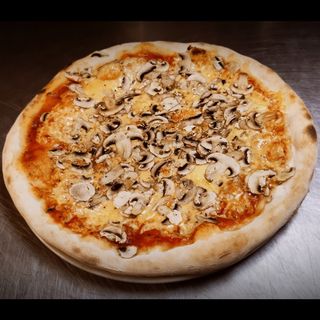 Pizza Funghi