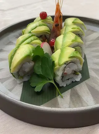 316. Uramaki dragon