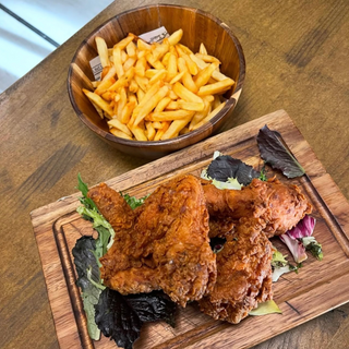 Pica Pollo con patacón (4 piezas)