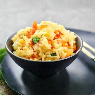 Рис з овочами та яйцем (350г)