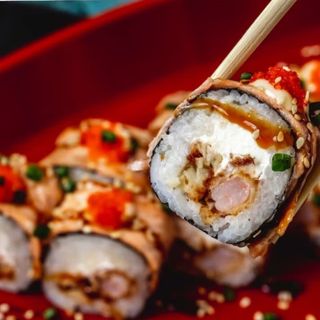 Uramaki De Langostino Tempura Roll (8 Uds.)