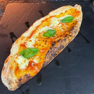Calzone margherita