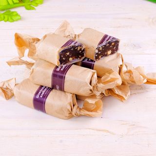 Ковбаска шоколадна з арахісом (70г)