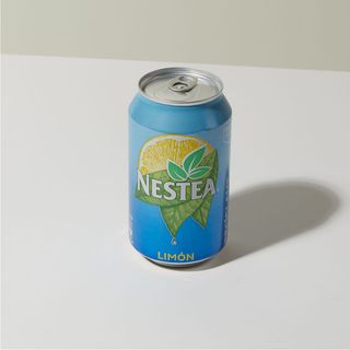 Nestea Té Negro Limón lata 330ml.