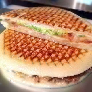 Campero De Atún Con Verduras Y Mayonesa