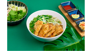 Pho z Pierożkami mięsnymi