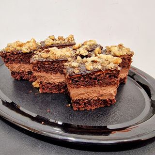 Mini prajituri de post cu miez de nuca