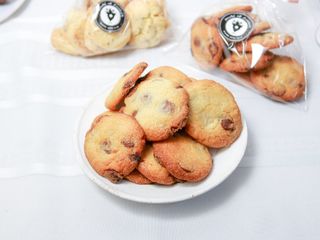 La vie en rose - biscuiti fara zahar cu petale de trabdafiri