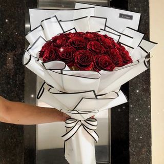 30 roses rouges love 