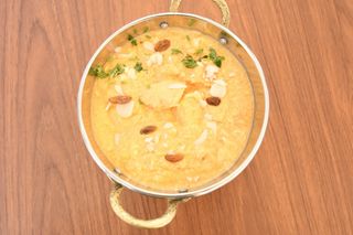 30 Pollo Mughlai/Chicken Mughlai