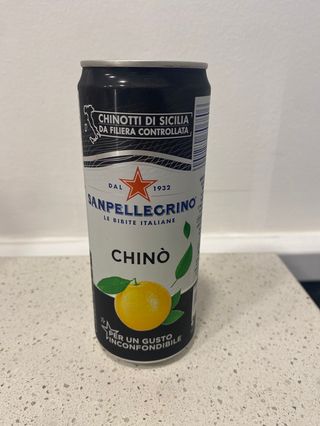 Chino in lattina 