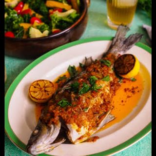 SPICY WHOLE FISH(Served with either chips or ugali)