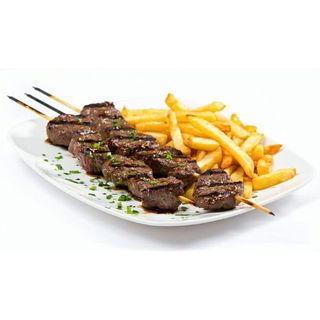 Pinchos Ternera (4 Uds.) con Patatas