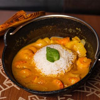CURRY AMARILLO GAMBAS