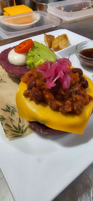 CHINGONA BURGUER VEGANA