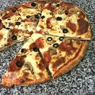 Pizza Grande Portuguesa