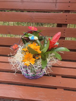 Cos cu 3 ghivece de flori