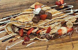 Clătită Kinder fructe