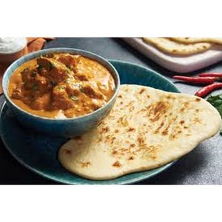 Chicken in Creamy Sauce with Naan
