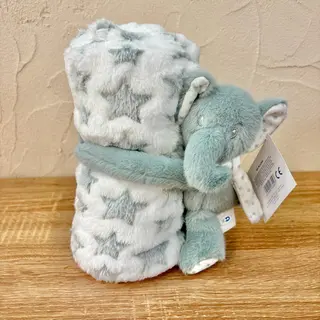 El elefante abrazador