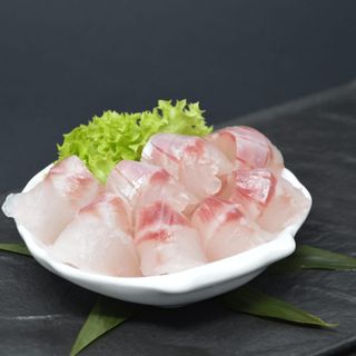 Sashimi pesce bianco - 4 pezzi 